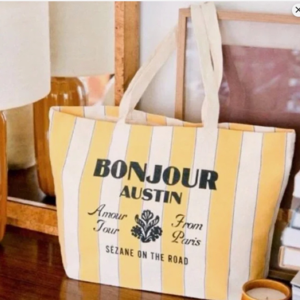🍋🍸Sezane bonjour Los Angeles Striped White/ cream-yellow tote bag